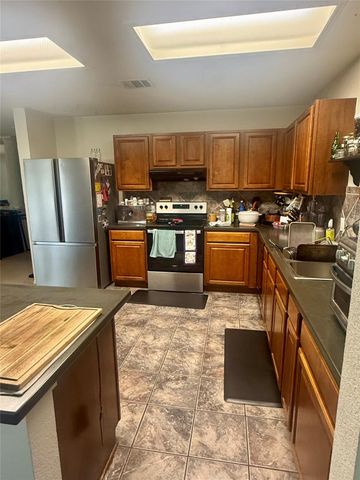 11104 Chatam Berry LN, Austin, TX 78748