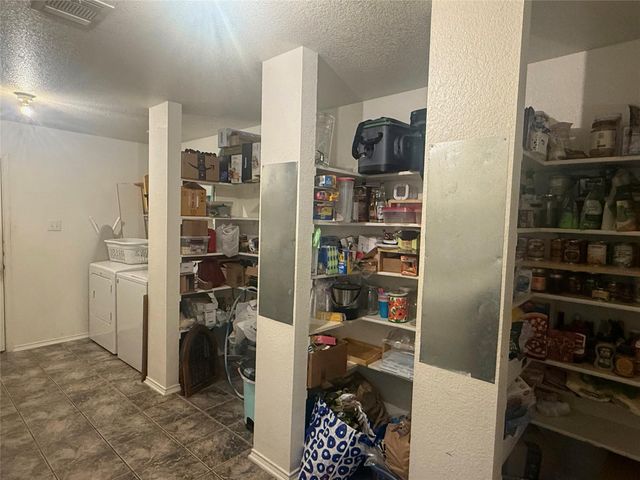 11104 Chatam Berry LN, Austin, TX 78748