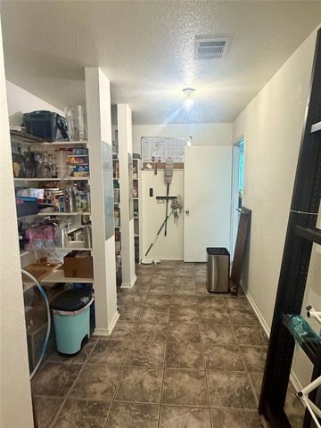 11104 Chatam Berry LN, Austin, TX 78748