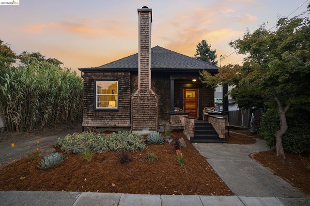 1021 E 23Rd St, Oakland, CA 94606