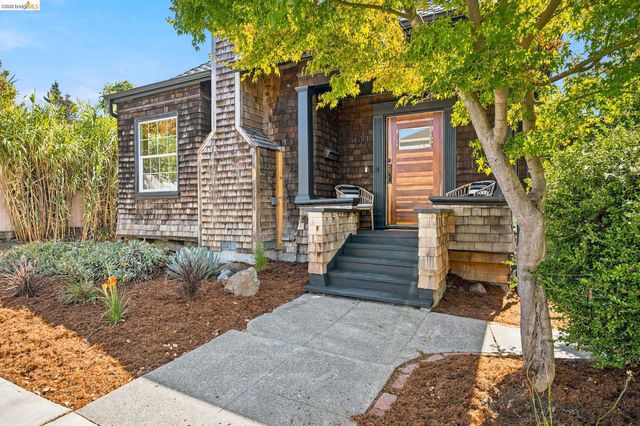 1021 E 23Rd St, Oakland, CA 94606
