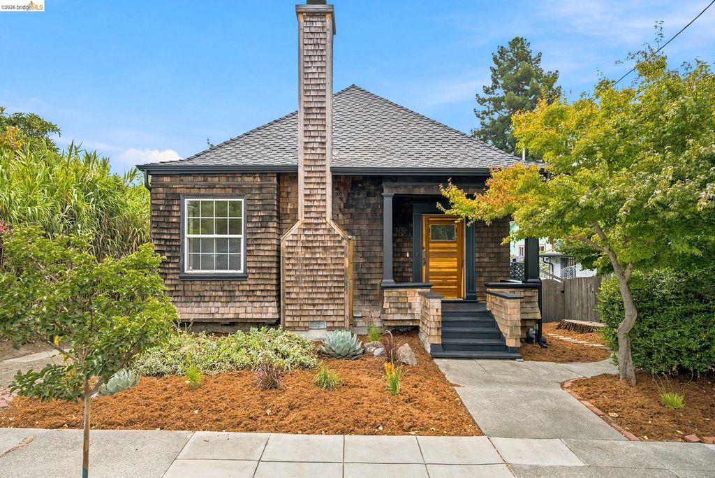 1021 E 23Rd St, Oakland, CA 94606