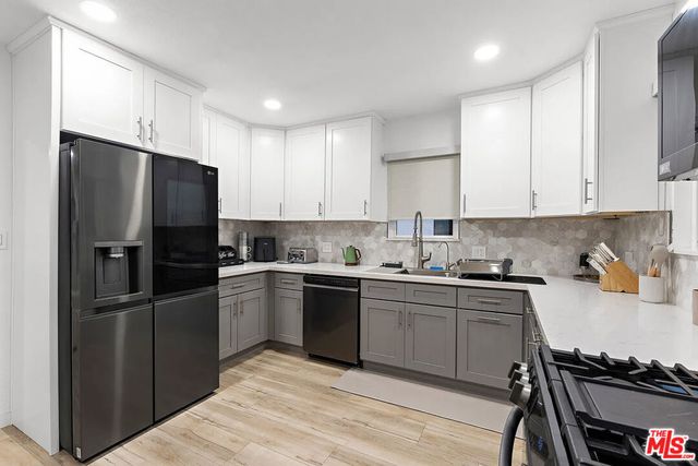8222 Pershing Drive, Playa Del Rey, CA 90293