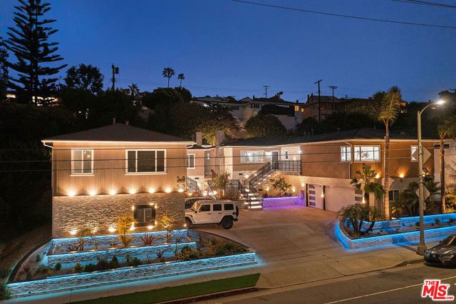 8222 Pershing Drive, Playa Del Rey, CA 90293