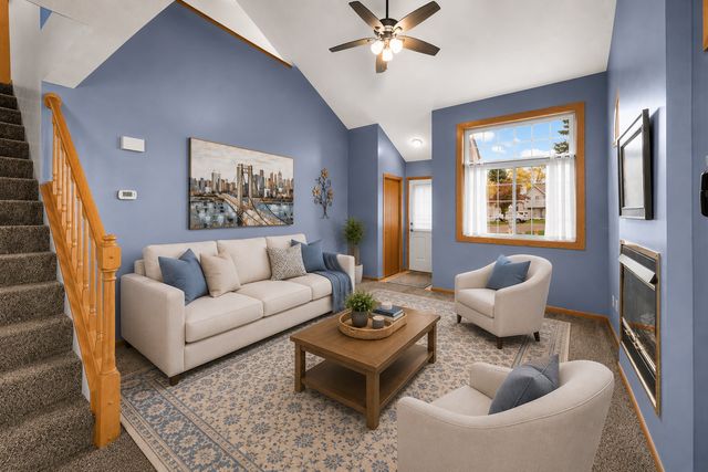 518 Lovell Avenue 1, Roseville, MN 55113