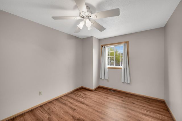 518 Lovell Avenue 1, Roseville, MN 55113
