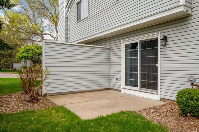 518 Lovell Avenue 1, Roseville, MN 55113
