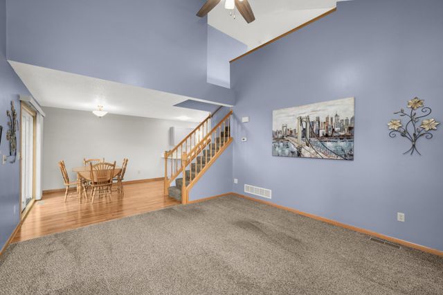 518 Lovell Avenue 1, Roseville, MN 55113