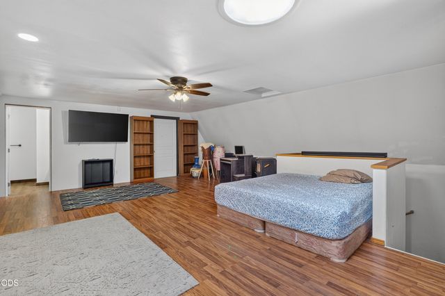 475 Penny Lane, Grants Pass, OR 97527