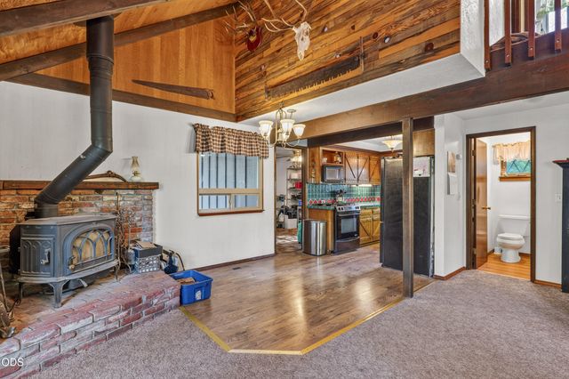 475 Penny Lane, Grants Pass, OR 97527