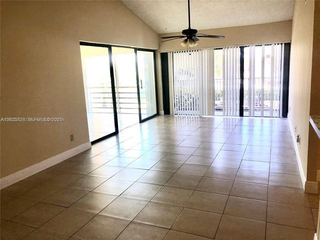 5995 Washington Street 233, Hollywood, FL 33023