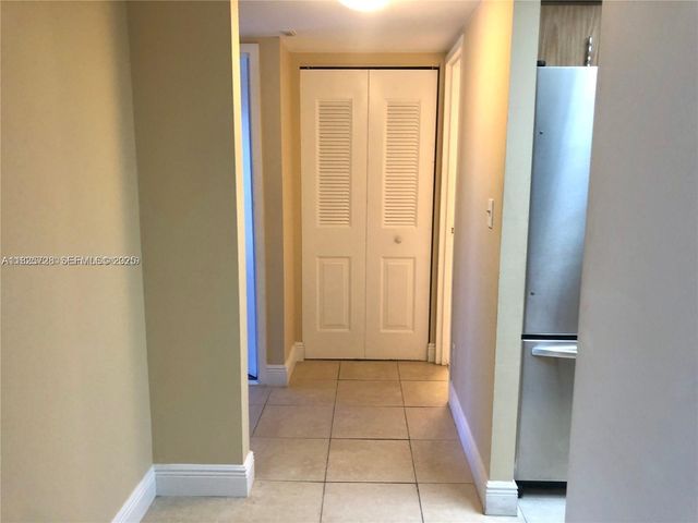 5995 Washington Street 233, Hollywood, FL 33023