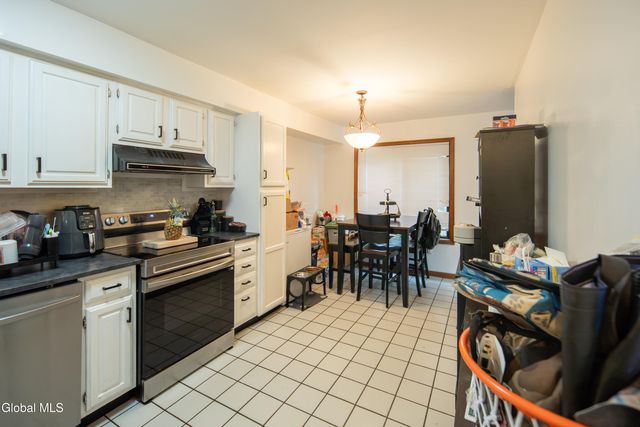 101-103 Stone Ridge Court, Guilderland, NY 12009