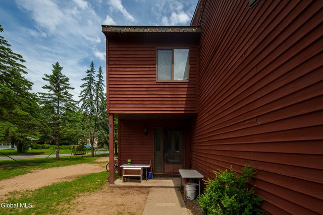 101-103 Stone Ridge Court, Guilderland, NY 12009