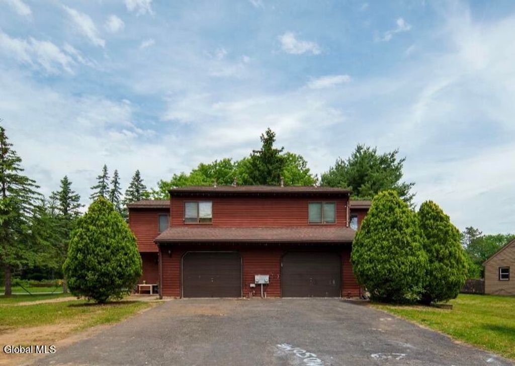 101-103 Stone Ridge Court, Guilderland, NY 12009