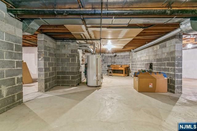 273 Wilson Drive, Cresskill, NJ 07626