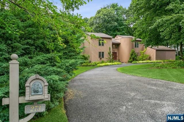 273 Wilson Drive, Cresskill, NJ 07626