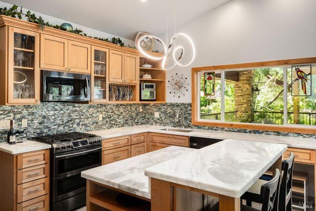 3037 Foothill Blvd, Calistoga, CA 94515