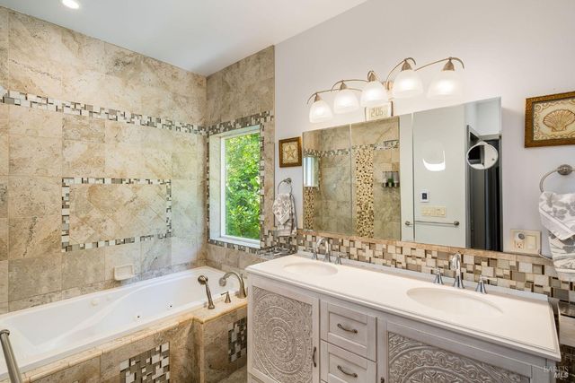 3037 Foothill Blvd, Calistoga, CA 94515