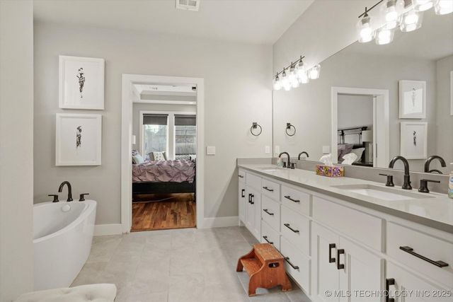 5314 E 124th Street S, Bixby, OK 74008