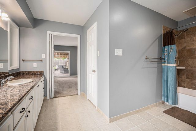 3014 Bayou Drive, La Porte, TX 77571