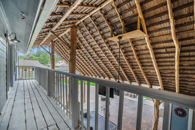 3014 Bayou Drive, La Porte, TX 77571