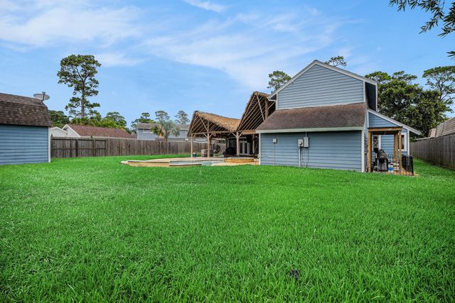 3014 Bayou Drive, La Porte, TX 77571