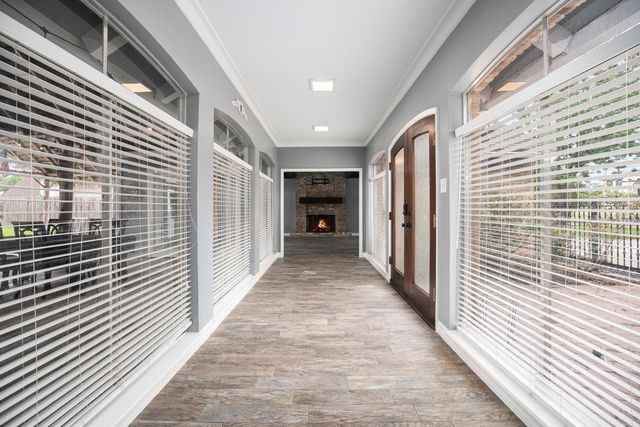 3014 Bayou Drive, La Porte, TX 77571
