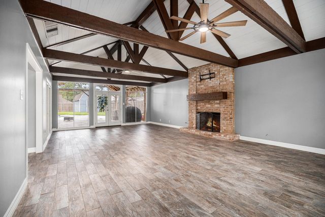3014 Bayou Drive, La Porte, TX 77571