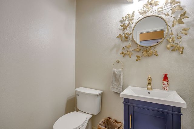 5800 Show Master Lane, Fort Worth, TX 76179