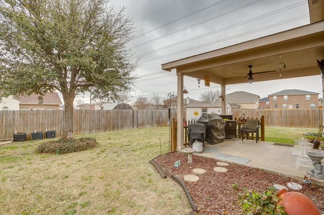 5800 Show Master Lane, Fort Worth, TX 76179