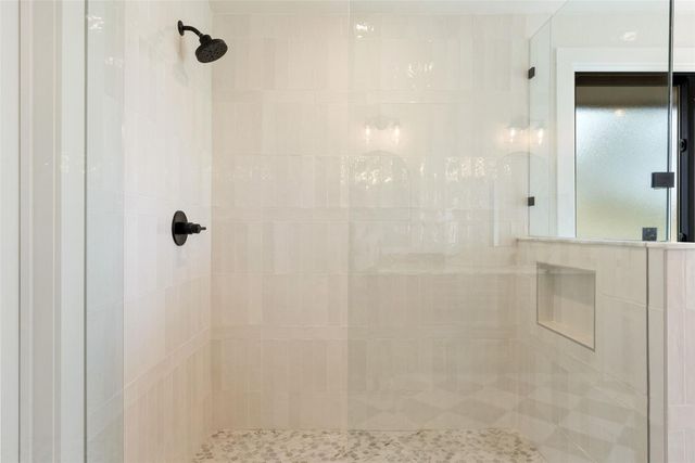 44 Brookhollow DR, Wimberley, TX 78676