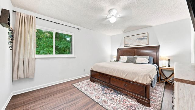 809 N Valleywood Circle, Hixson, TN 37343