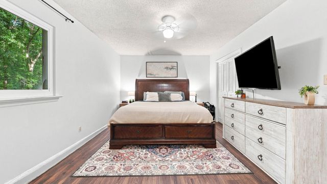 809 N Valleywood Circle, Hixson, TN 37343