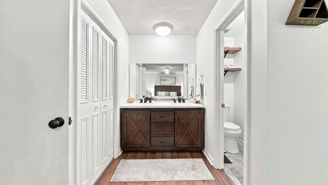 809 N Valleywood Circle, Hixson, TN 37343