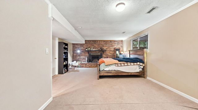 809 N Valleywood Circle, Hixson, TN 37343