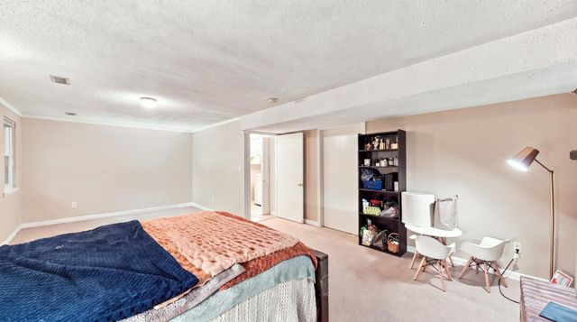 809 N Valleywood Circle, Hixson, TN 37343