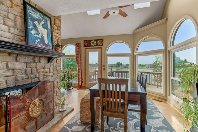 5024 SW Kingfisher Drive, Lee's Summit, MO 64082