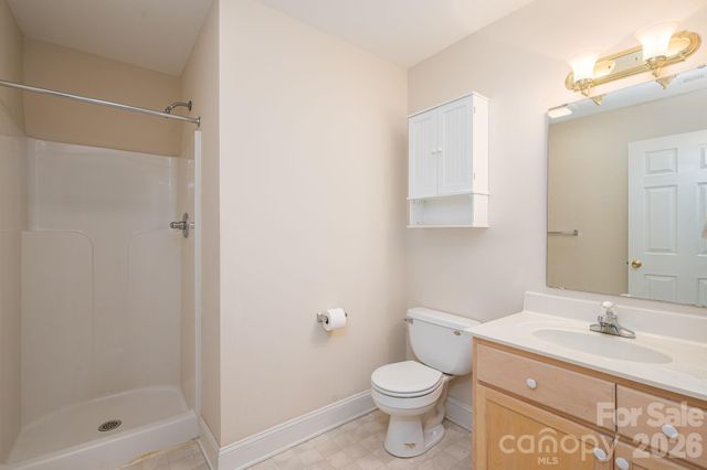 112 Mooreland Drive NE, Conover, NC 28613