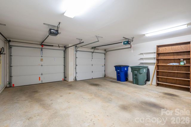 112 Mooreland Drive NE, Conover, NC 28613
