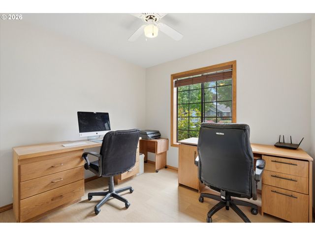 5701 Ne SILO Dr, Hillsboro, OR 97124