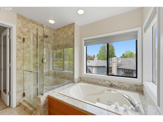 5701 Ne SILO Dr, Hillsboro, OR 97124