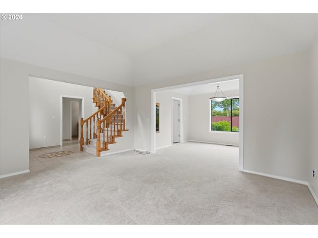 5701 Ne SILO Dr, Hillsboro, OR 97124