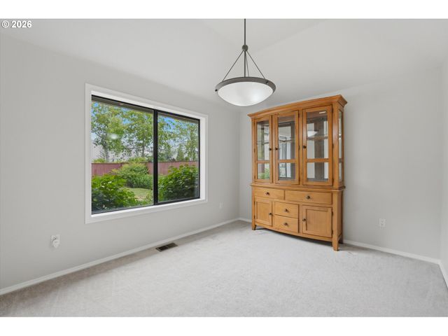 5701 Ne SILO Dr, Hillsboro, OR 97124