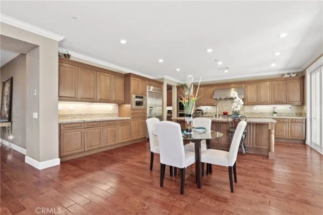 67 Hazelton, Irvine, CA 92620