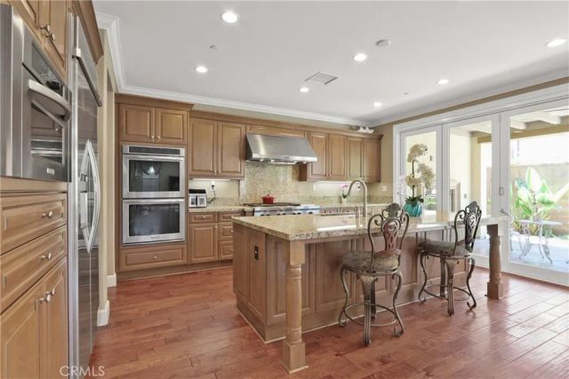67 Hazelton, Irvine, CA 92620