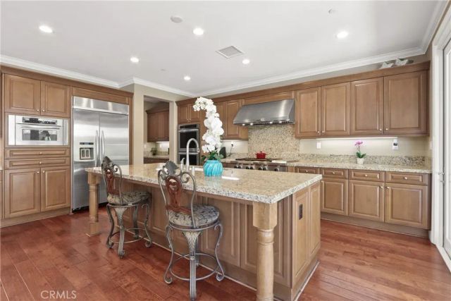 67 Hazelton, Irvine, CA 92620