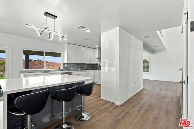 4355 Chaumont Road, Los Angeles, CA 91364