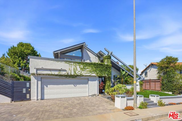 4355 Chaumont Road, Los Angeles, CA 91364