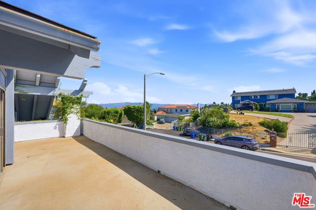 4355 Chaumont Road, Los Angeles, CA 91364